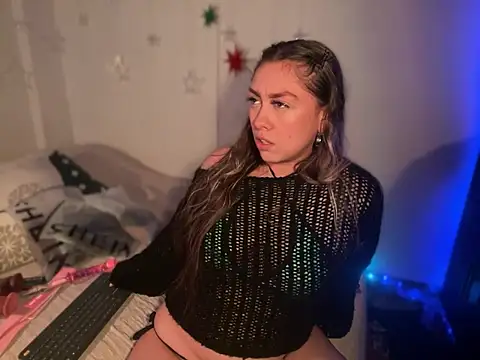 Snapshot of Im_sophiie chatting on January 4, 2025, 9:00 am Im sophiie online show from January 4, 2025, 9:00 am