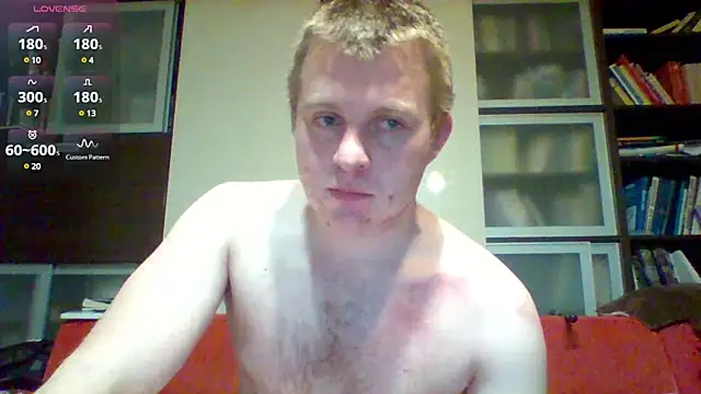 Snapshot of Matttthees chatting on December 29, 2024, 5:42 am Matttthees online show from December 29, 2024, 5:42 am