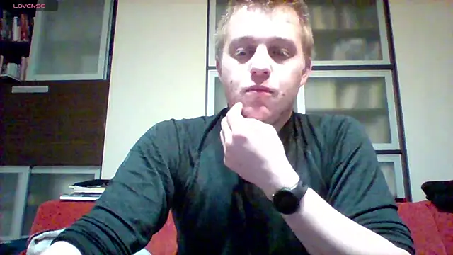 Snapshot of Matttthees chatting on December 30, 2024, 3:57 pm Matttthees online show from December 30, 2024, 3:57 pm