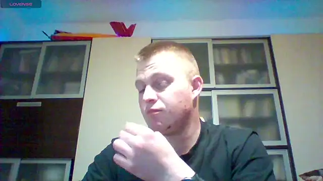 Snapshot of Matttthees chatting on January 28, 2025, 12:36 am Matttthees online show from January 28, 2025, 12:36 am