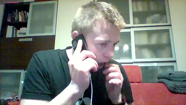 Snapshot of Matttthees chatting on February 28, 2025, 7:46 pm Matttthees online show from February 28, 2025, 7:46 pm