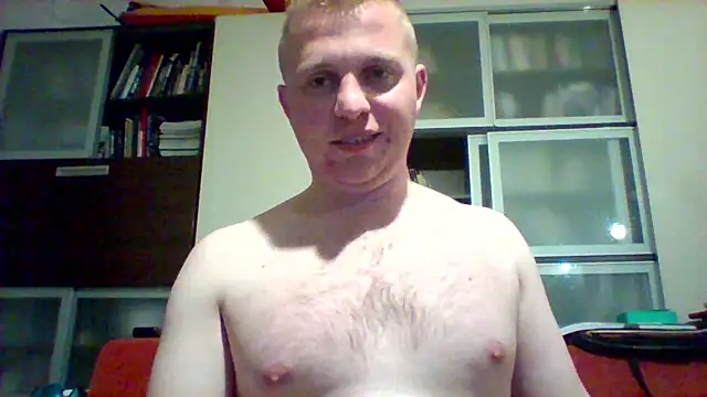 Snapshot of Matttthees chatting on March 10, 2025, 7:40 pm Matttthees online show from March 10, 2025, 7:40 pm