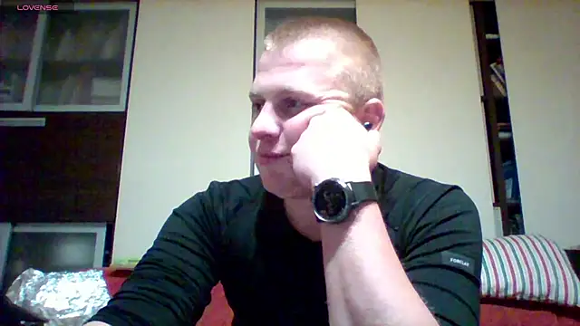 Snapshot of Matttthees chatting on October 2, 2025, 3:02 am Matttthees online show from October 2, 2025, 3:02 am