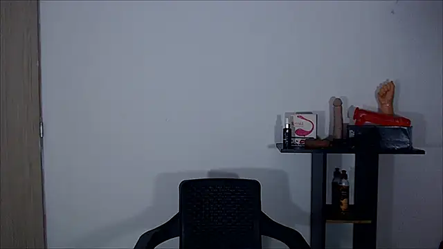 sofiaxdollxxx online show from February 22, 2025, 4:07 am