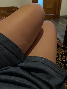 Snapshot of sweetmystery1 chatting on February 18, 2025, 6:26 pm sweetmystery1 online show from February 18, 2025, 6:26 pm
