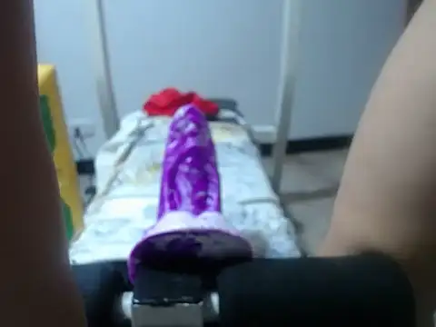 Snapshot of angellsexx20 chatting on February 28, 2025, 10:28 pm angellsexx20 online show from February 28, 2025, 10:28 pm