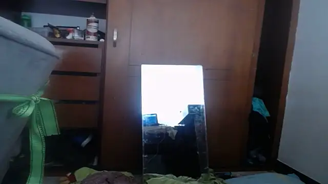 Snapshot of angellsexx20 chatting on October 25, 2025, 6:57 pm angellsexx20 online show from October 25, 2025, 6:57 pm