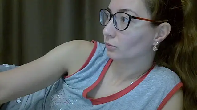 Snapshot of Ashleyspice chatting on October 9, 2025, 5:49 am Ashleyspice online show from October 9, 2025, 5:49 am