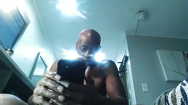 Snapshot of bobbiebone1@xh chatting on November 9, 2025, 1:09 pm bobbiebone1xh online show from November 9, 2025, 1:09 pm