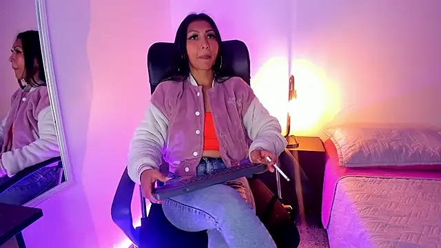 Snapshot of Tracy_lambo chatting on January 30, 2025, 3:00 am Tracy lambo online show from January 30, 2025, 3:00 am