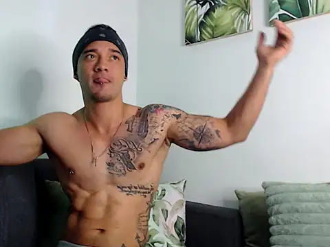 SimonRoberth online show from October 5, 2025, 1:48 am