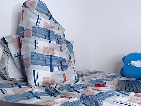 SimonRoberth online show from October 16, 2025, 9:27 pm