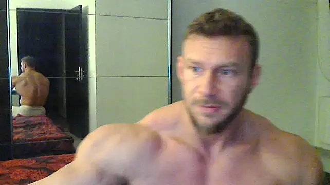 muscularkevin online show from December 9, 2024, 4:45 am