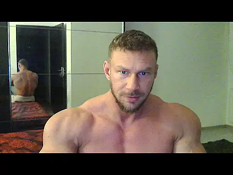 muscularkevin online show from December 13, 2024, 4:43 am