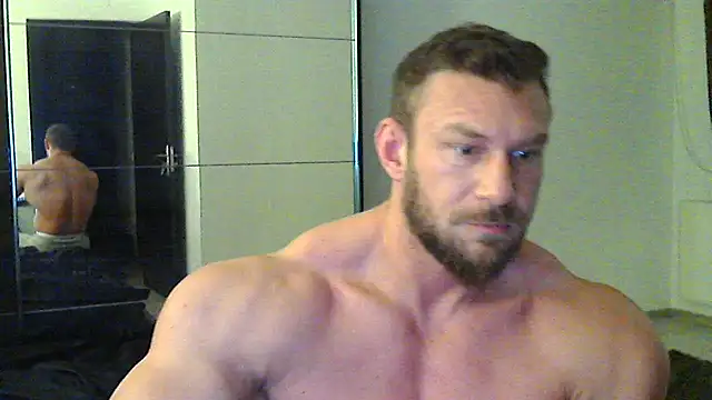 muscularkevin online show from March 10, 2025, 4:38 am