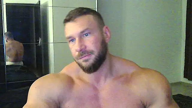 muscularkevin online show from September 19, 2025, 3:30 am