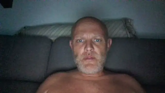 Snapshot of davigochi77bcn chatting on October 25, 2025, 8:25 pm davigochi77bcn online show from October 25, 2025, 8:25 pm