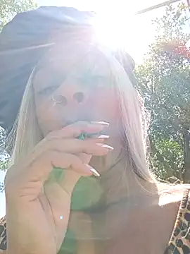 Jasmine FullsShine online show from March 15, 2025, 7:16 pm