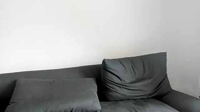 minimaya online show from January 23, 2025, 3:05 am