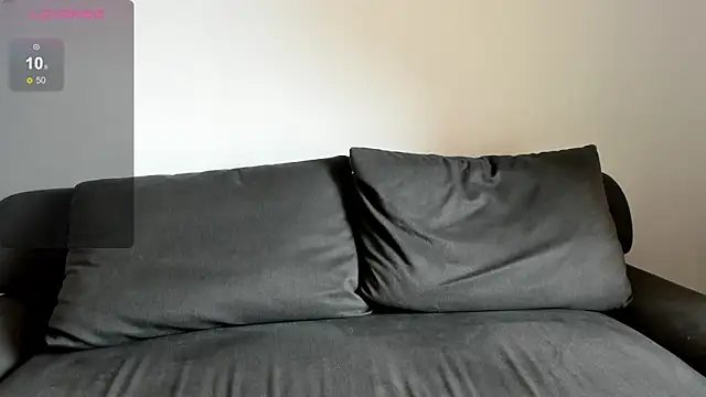 minimaya online show from March 5, 2025, 1:31 am