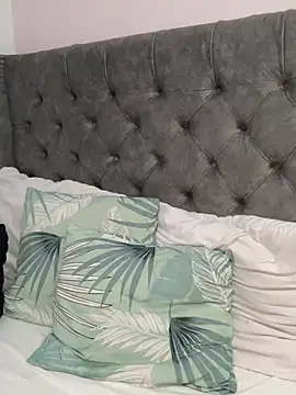 Snapshot of Kataliina chatting on February 22, 2025, 9:01 am Kataliina online show from February 22, 2025, 9:01 am