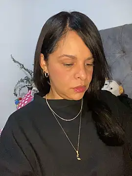 Kataliina online show from November 10, 2025, 5:17 am