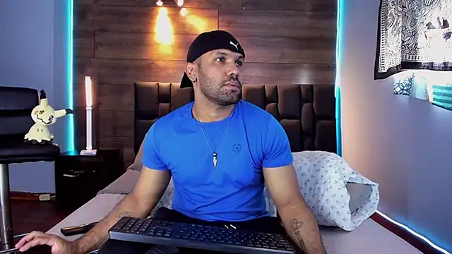 anthonylatynxd online show from February 16, 2025, 3:27 pm