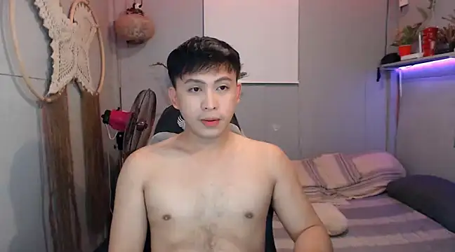 Snapshot of princeJayX chatting on February 25, 2025, 6:14 am princeJayX online show from February 25, 2025, 6:14 am