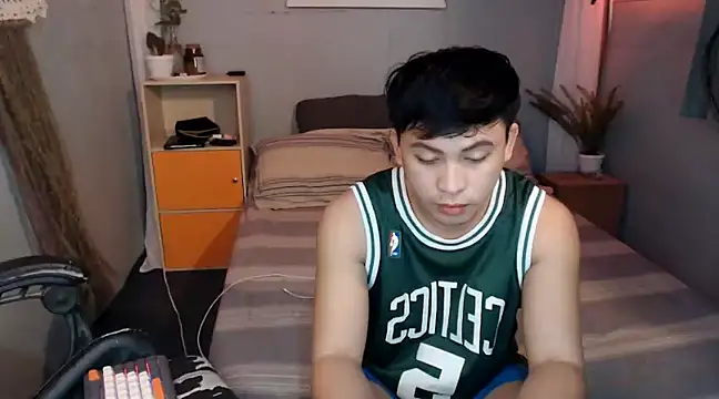 Snapshot of princeJayX chatting on March 14, 2025, 1:27 am princeJayX online show from March 14, 2025, 1:27 am