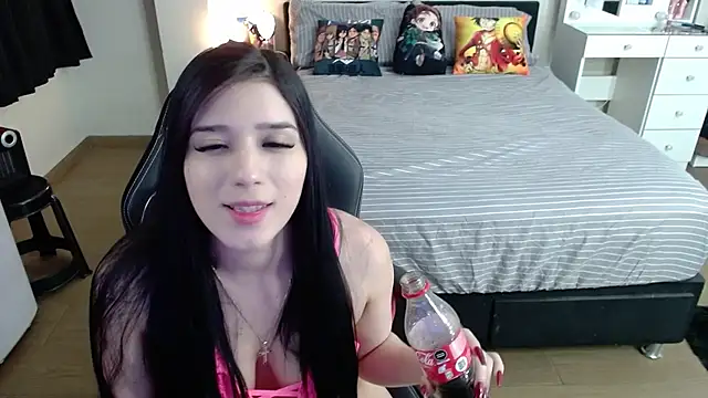 Snapshot of kittykat18x chatting on January 12, 2025, 10:12 pm kittykat18x online show from January 12, 2025, 10:12 pm