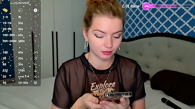 Snapshot of Busty_Redhead chatting on September 27, 2025, 3:22 am Busty Redhead online show from September 27, 2025, 3:22 am