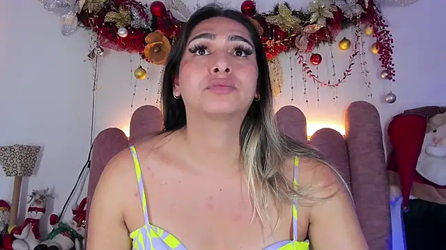 ISABELLASSMITH online show from January 10, 2025, 6:09 am