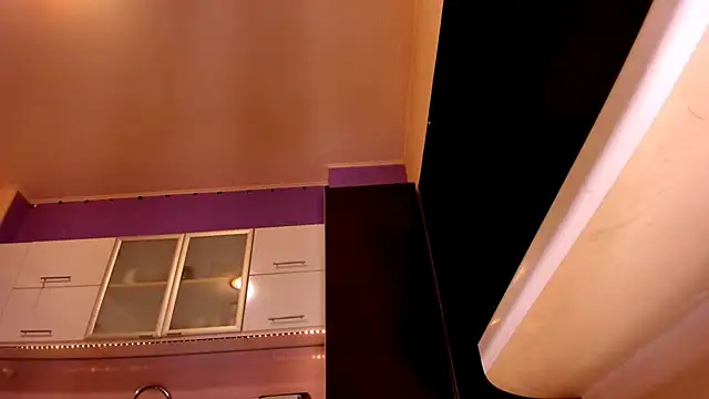 Snapshot of purpleariellx chatting on December 21, 2024, 1:32 pm purpleariellx online show from December 21, 2024, 1:32 pm