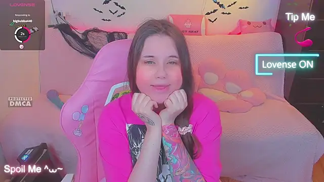 Lolisuccub online show from December 4, 2025, 3:32 pm