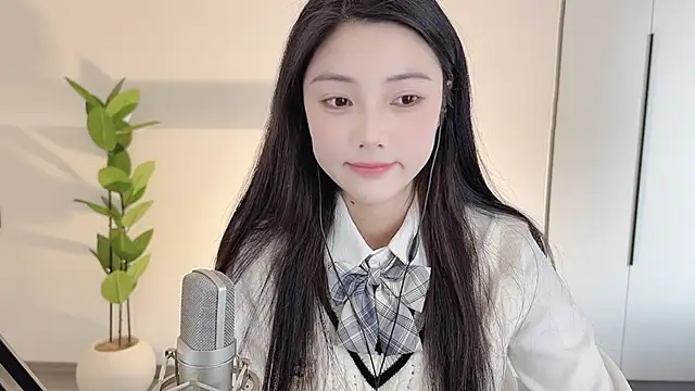 HaagenDazs  online show from February 22, 2025, 5:44 am