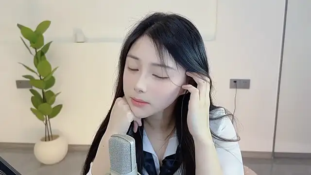 HaagenDazs  online show from March 17, 2025, 4:08 am