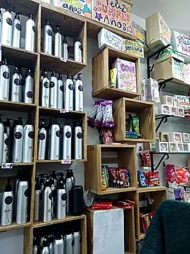 Snapshot of LunaZambrano chatting on February 20, 2025, 11:43 pm LunaZambrano online show from February 20, 2025, 11:43 pm