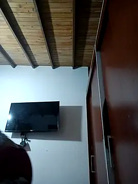 Snapshot of LunaZambrano chatting on September 19, 2025, 12:50 pm LunaZambrano online show from September 19, 2025, 12:50 pm