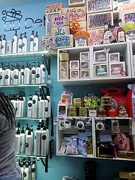 Snapshot of LunaZambrano chatting on September 30, 2025, 7:52 pm LunaZambrano online show from September 30, 2025, 7:52 pm