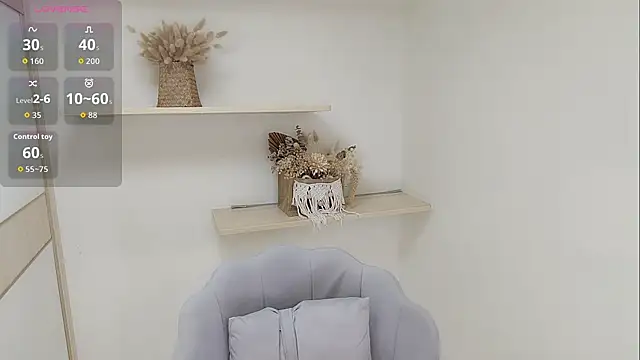 Weiwei mo online show from October 22, 2025, 3:56 pm