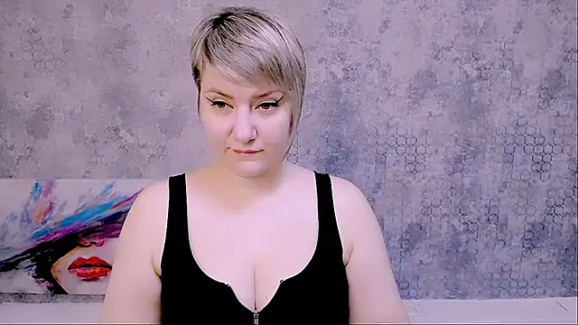 Snapshot of Djullia chatting on March 10, 2025, 6:05 am Djullia online show from March 10, 2025, 6:05 am