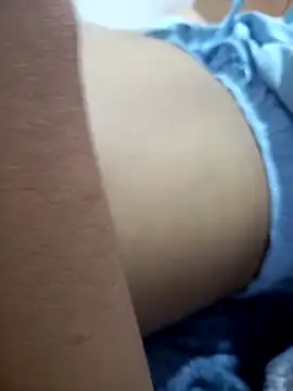 annie-19 online show from November 5, 2025, 4:45 am