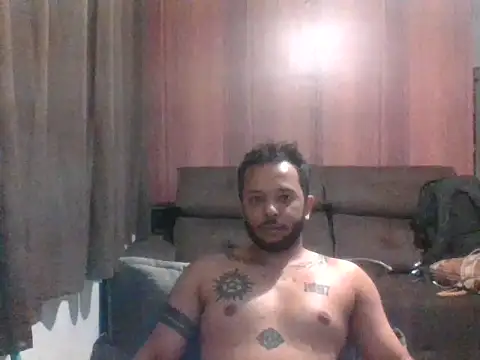 Snapshot of G_Eros18 chatting on October 23, 2025, 4:45 am G Eros18 online show from October 23, 2025, 4:45 am