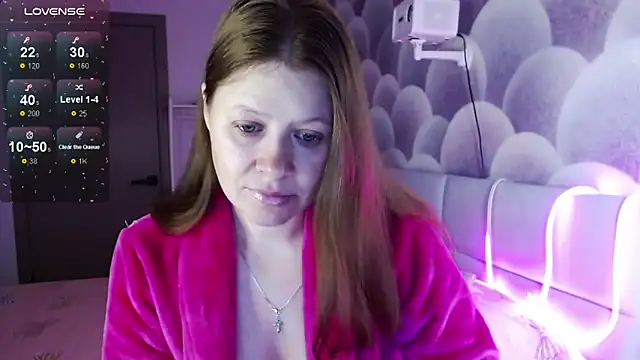 Snapshot of alekasamui chatting on November 8, 2025, 11:25 pm alekasamui online show from November 8, 2025, 11:25 pm