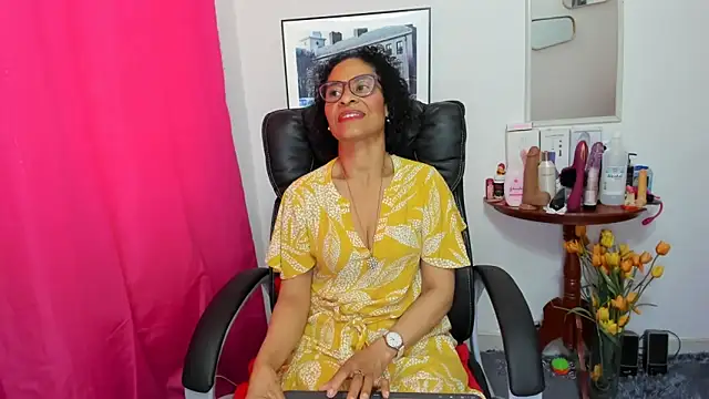 Snapshot of Aries_Mature chatting on February 11, 2025, 9:25 pm Aries Mature online show from February 11, 2025, 9:25 pm