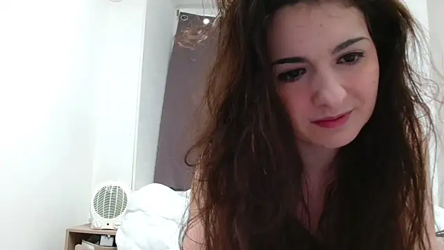 Snapshot of desirmiss1 chatting on November 18, 2025, 7:46 am desirmiss1 online show from November 18, 2025, 7:46 am