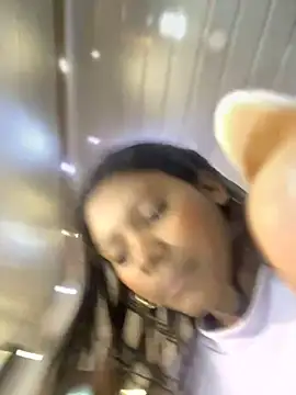 Snapshot of Tayra_Siny chatting on January 22, 2025, 4:02 pm Tayra Siny online show from January 22, 2025, 4:02 pm