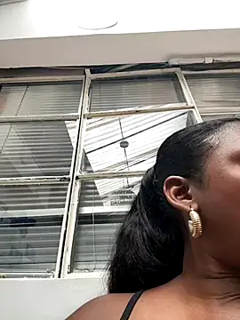 Snapshot of Tayra_Siny chatting on October 12, 2025, 8:30 pm Tayra Siny online show from October 12, 2025, 8:30 pm