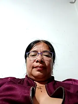 Snapshot of __valentina18 chatting on December 12, 2024, 11:58 pm   valentina18 online show from December 12, 2024, 11:58 pm
