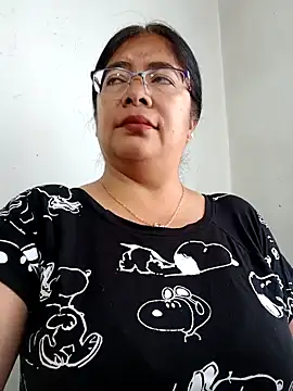 Snapshot of __valentina18 chatting on January 14, 2025, 1:17 pm   valentina18 online show from January 14, 2025, 1:17 pm
